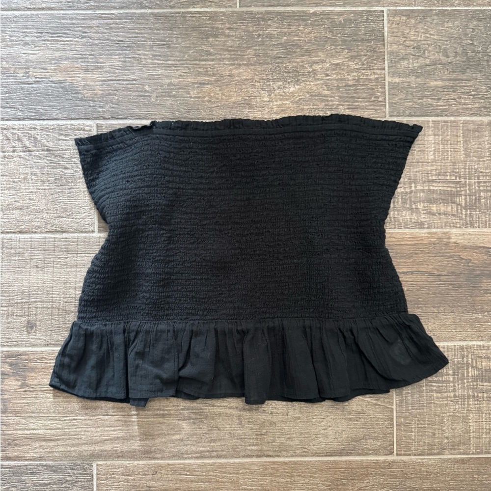 Black Strapless Smocked Tube Top
